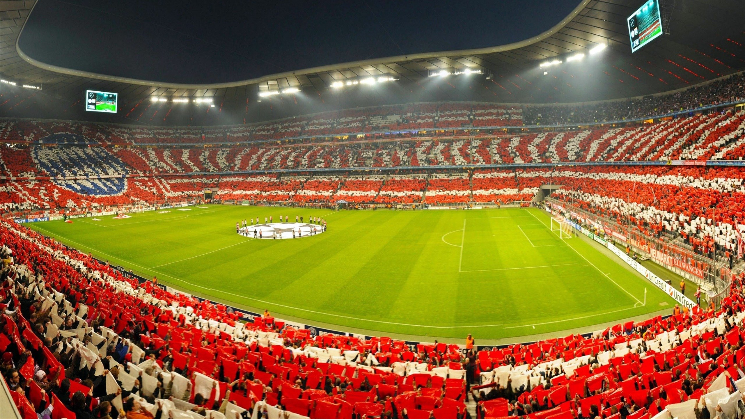 德甲：拜仁稳居第一，多特追赶两分，多特拜仁欧冠