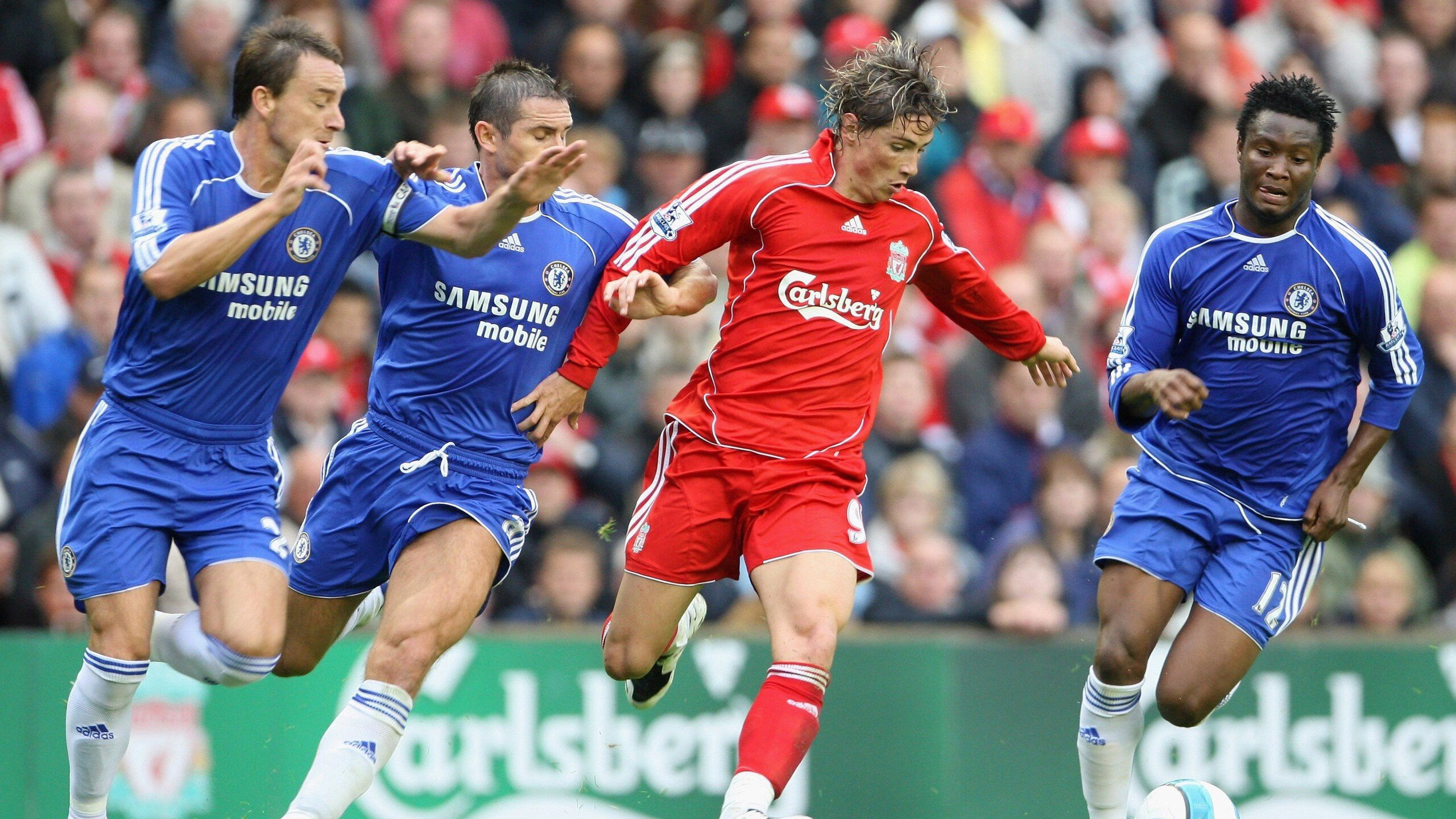 英格兰骑手丽莎·威尔逊在巴黎奥运会盛装舞步比赛中获得第十名，展现出色表现。